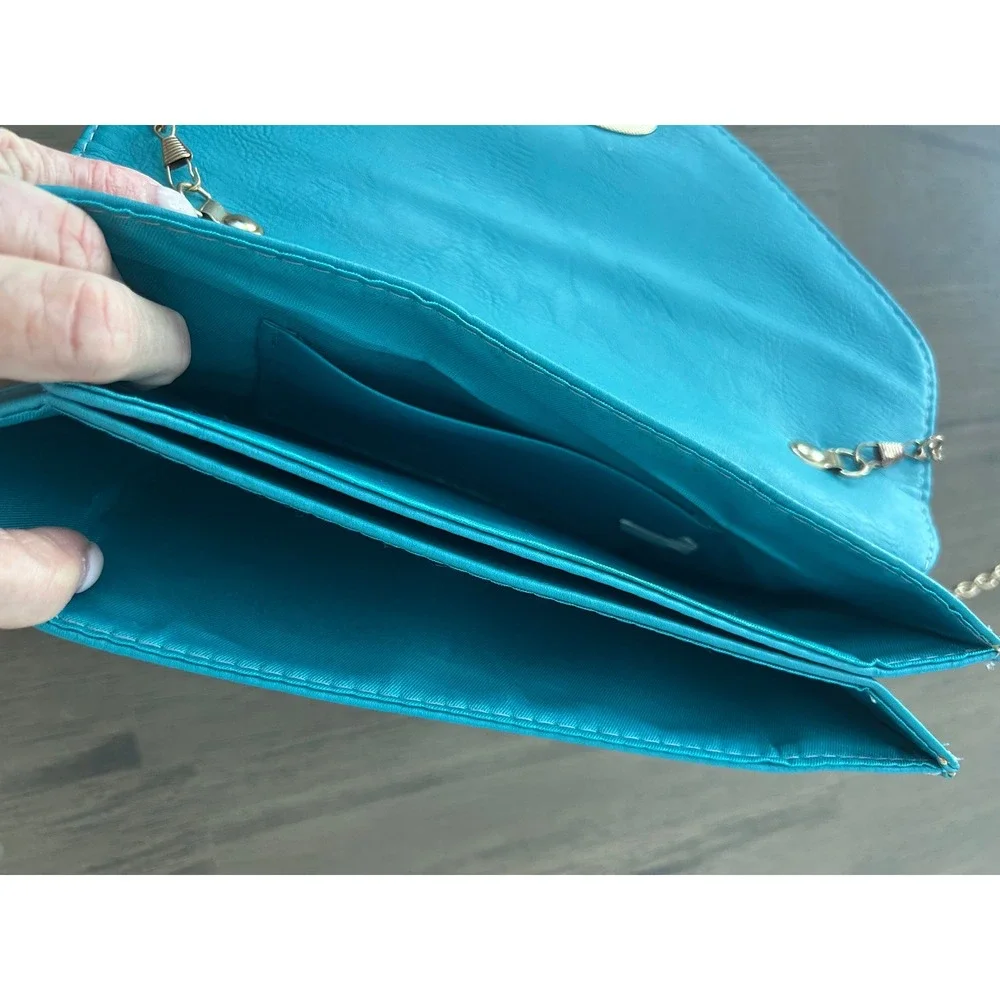 Teal Envelope Clutch Bag Gold Hardware Chain Strap Crossbody Turquoise Faux Leat